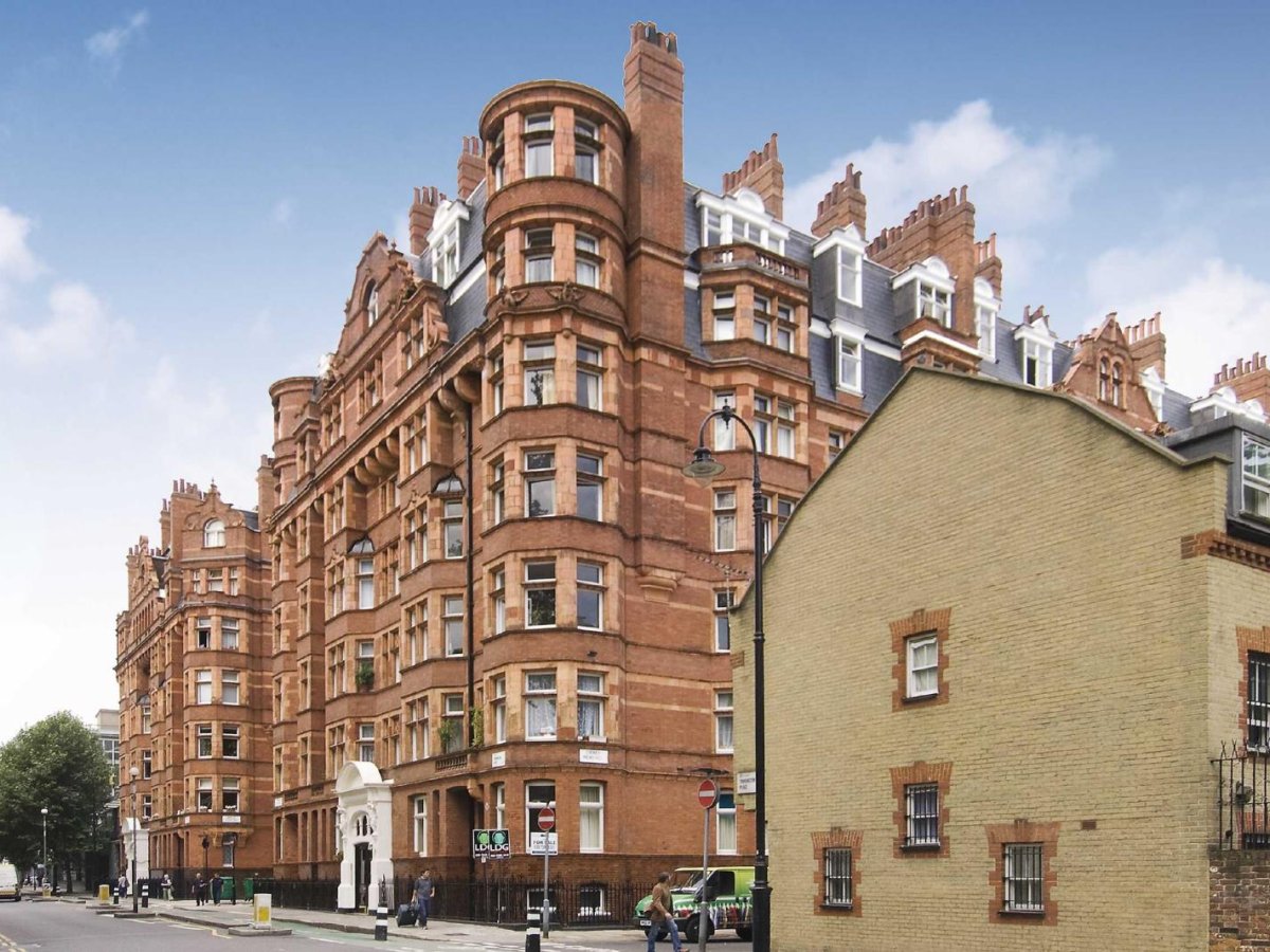 5 bedroom property for sale in Gordon Mansions, Torrington Place