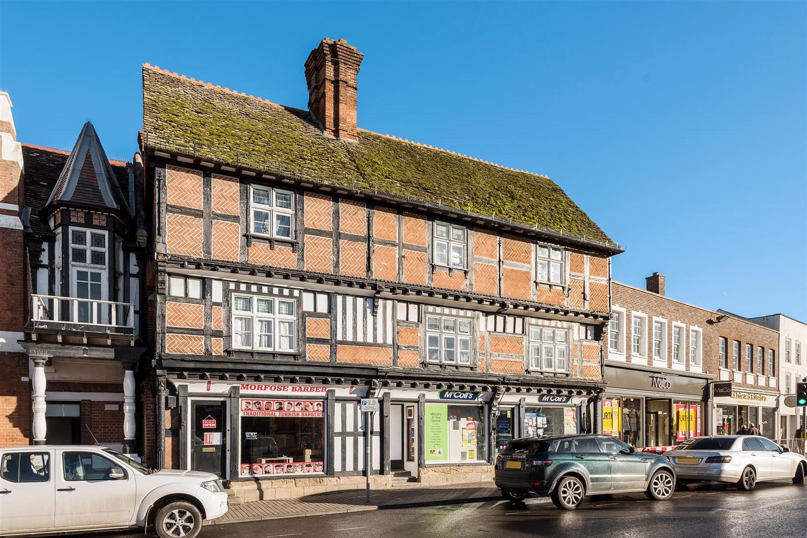 2 bedroom property for sale in 40 Market Place, Wantage Guide price £