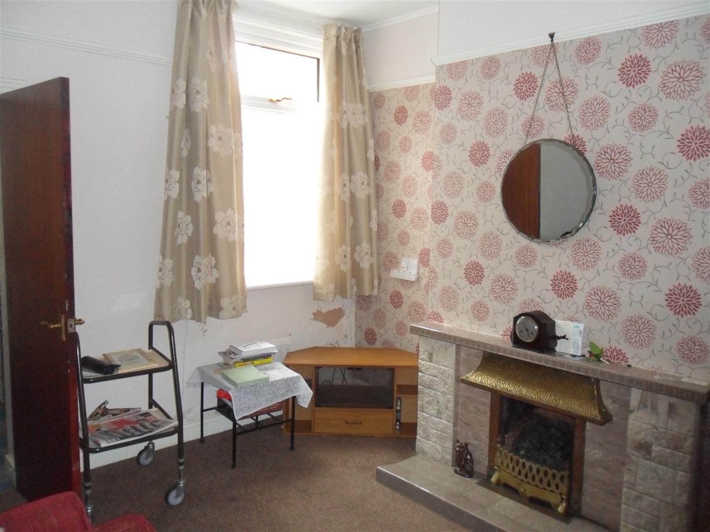 2 bedroom property for sale in Hayes Street, Bradeley Offers in the region of £58,950