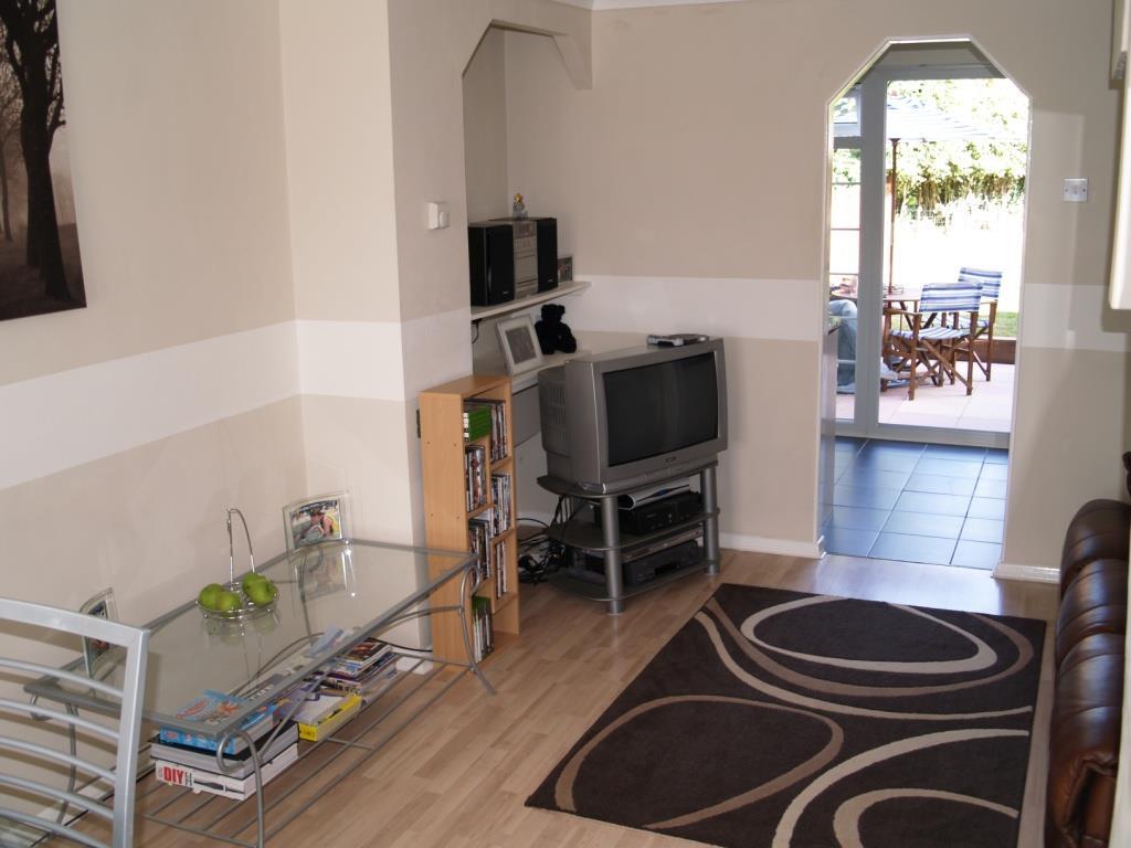 Burbeach Close, Bewbush Image 5