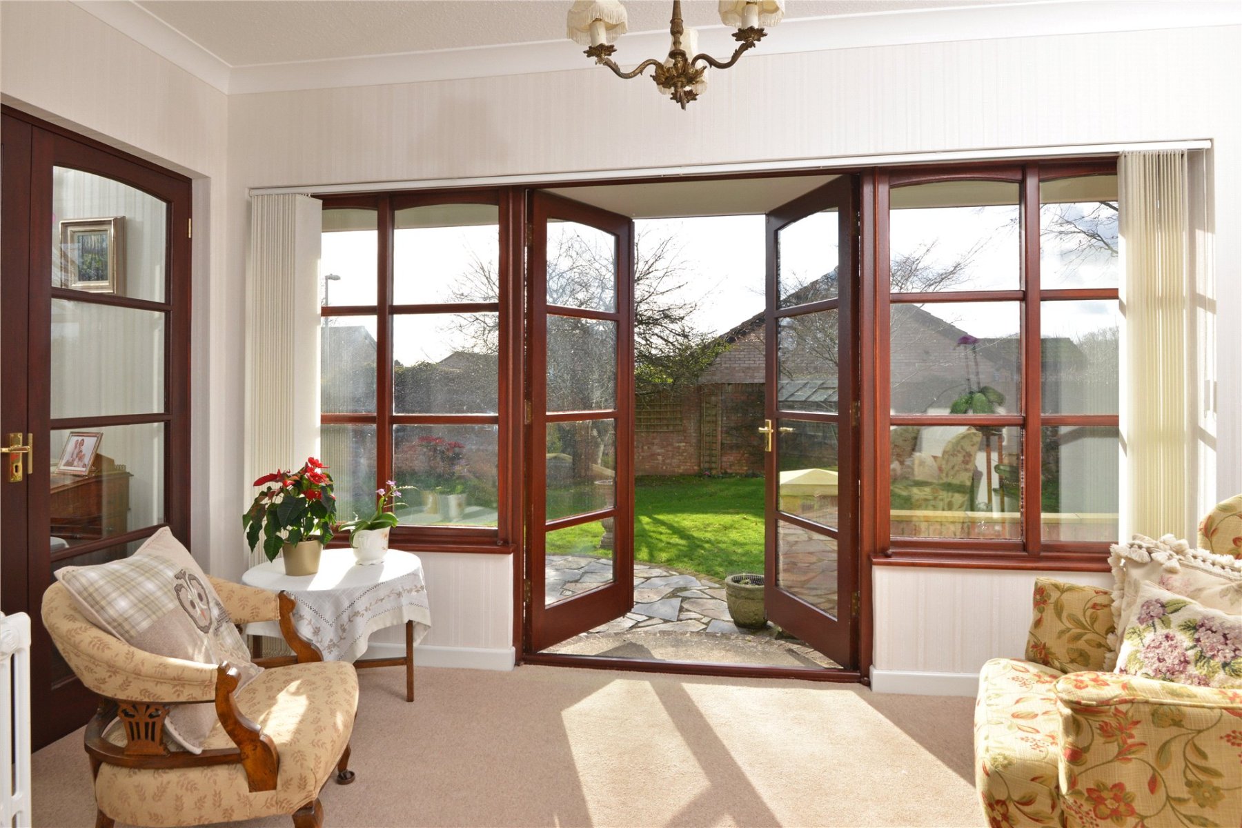 6 bedroom property for sale in Broadway Road, Kingsteignton, Newton