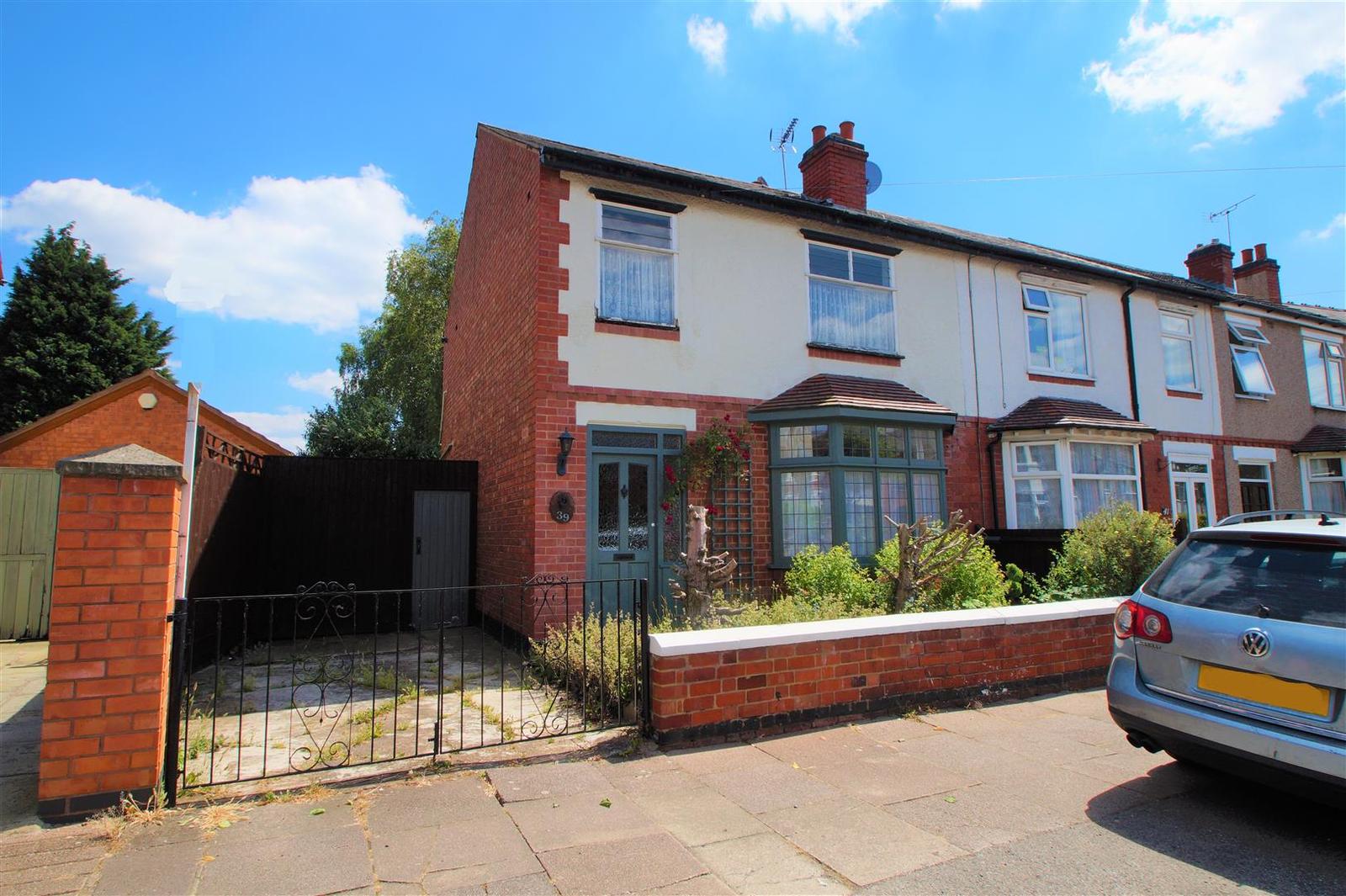 3 bedroom property for sale in Biggin Hall Crescent, Stoke Green