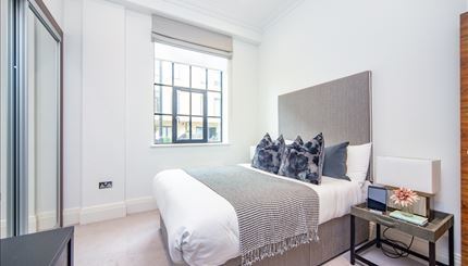ONE BEDROOM APARTMENT  TO LET  RAINVILLE ROAD  FULHAM   W6 Image 6