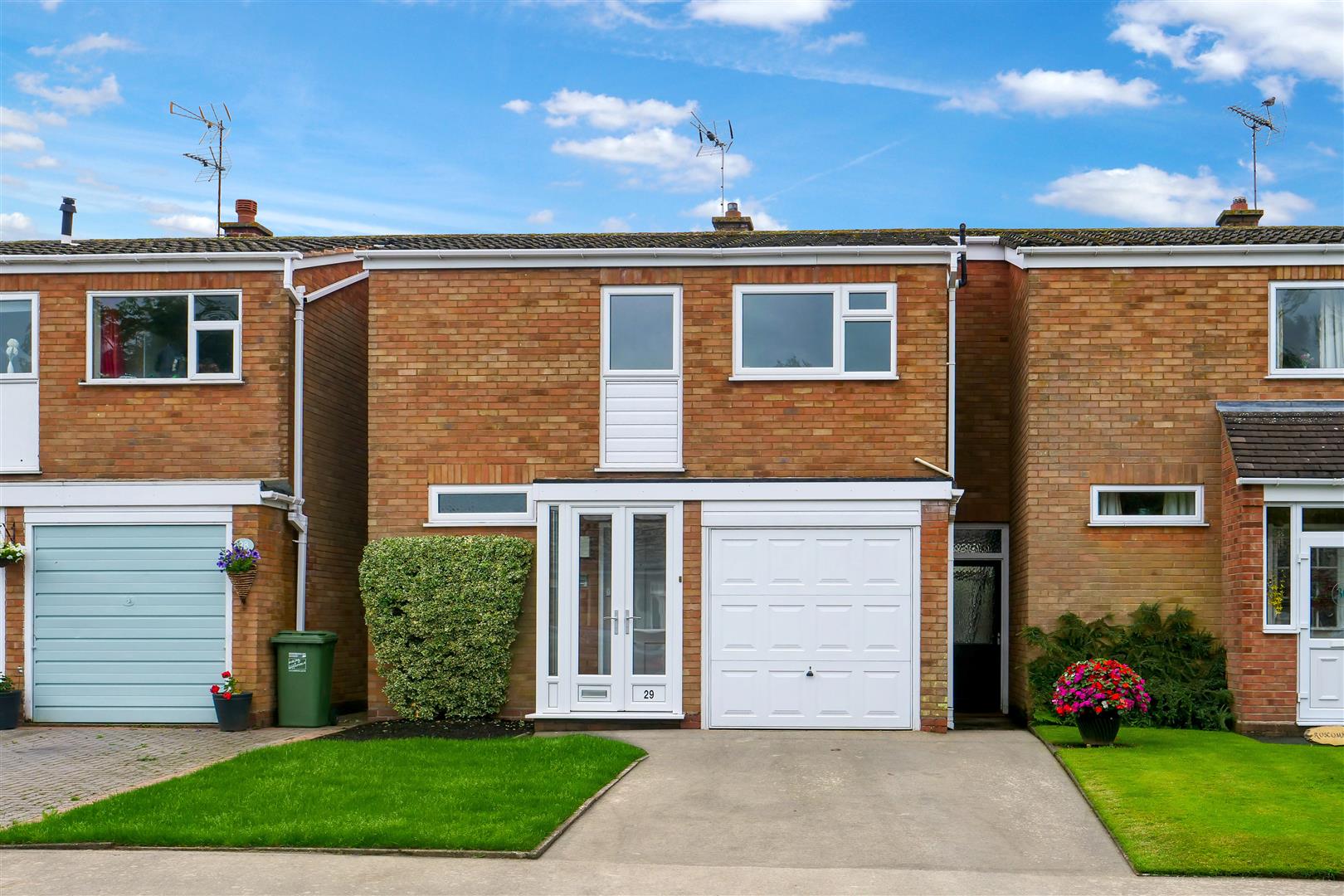 3 bedroom property for sale in Gorsey Close, Astwood Bank, Redditch £