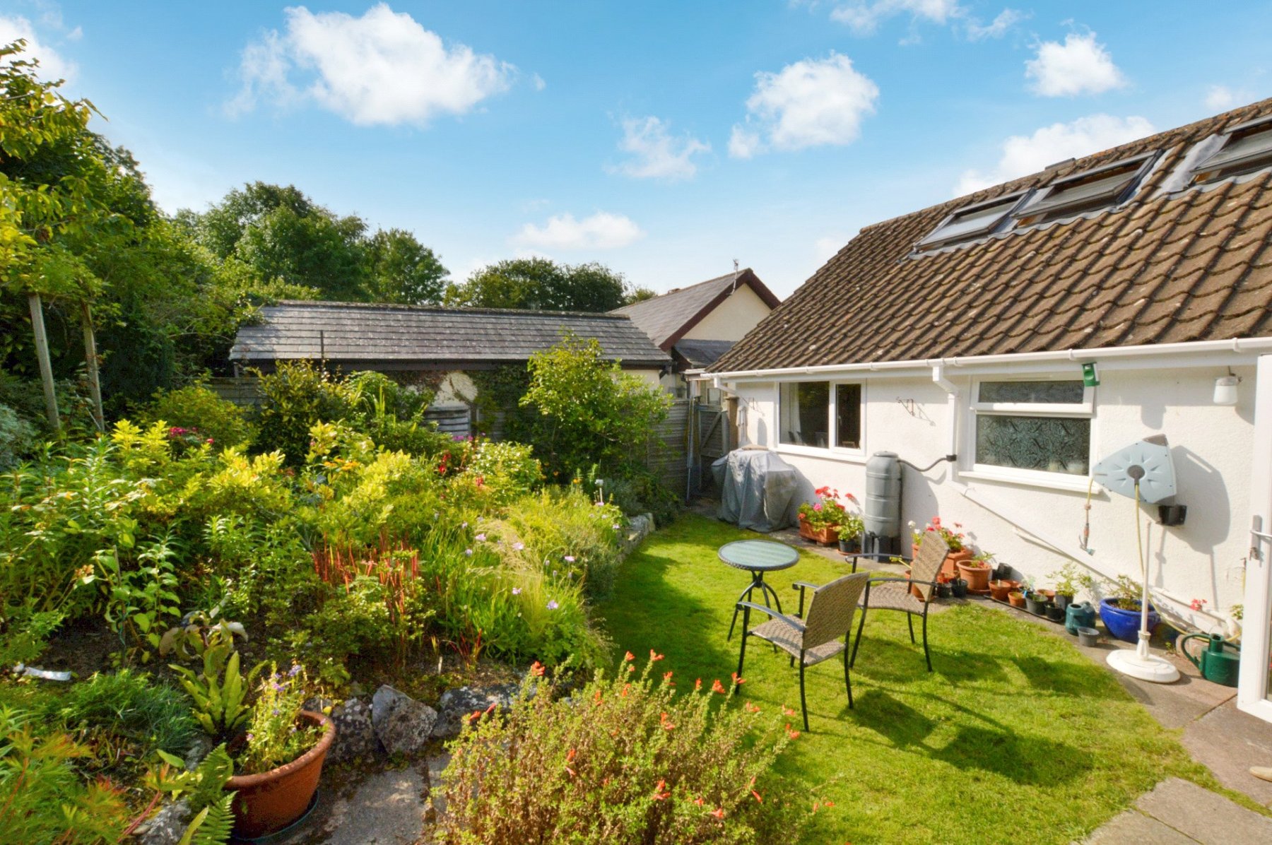 2 bedroom property for sale in St. Bernards Close, Buckfast