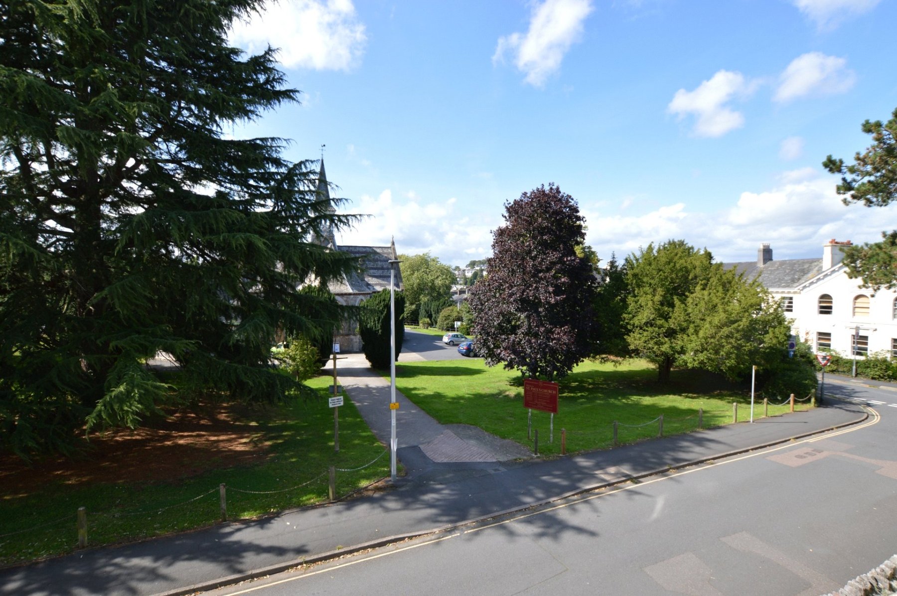 2 bedroom property for sale in Lethbridge Court, Courtenay Park Road