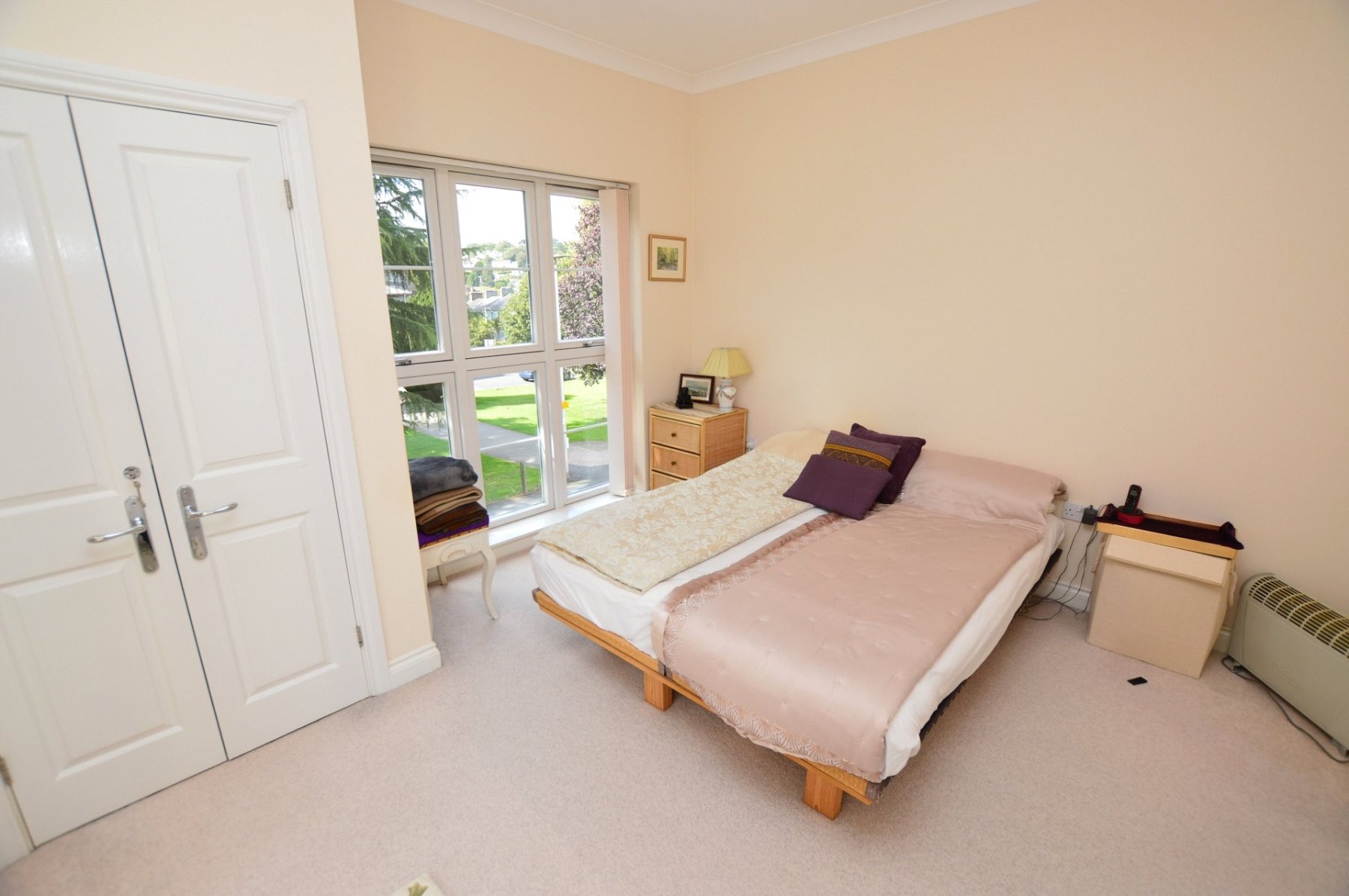 2 bedroom property for sale in Lethbridge Court, Courtenay Park Road