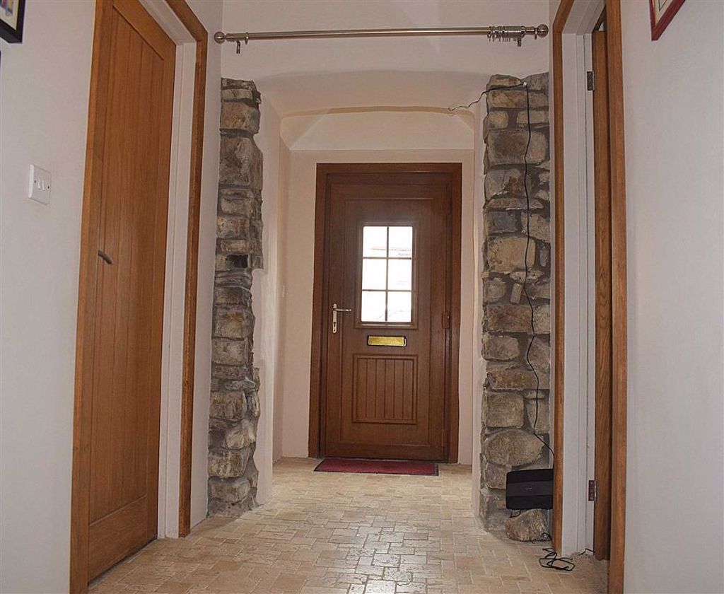 4 Bedroom Property For In Walton East Clarbeston Road