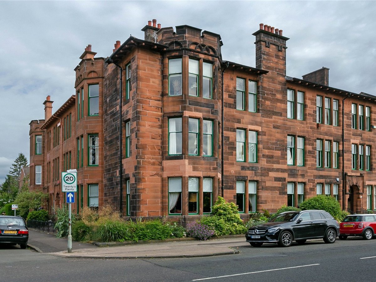 3 bedroom apartment for sale in Darnley Road, Pollokshields, Glasgow