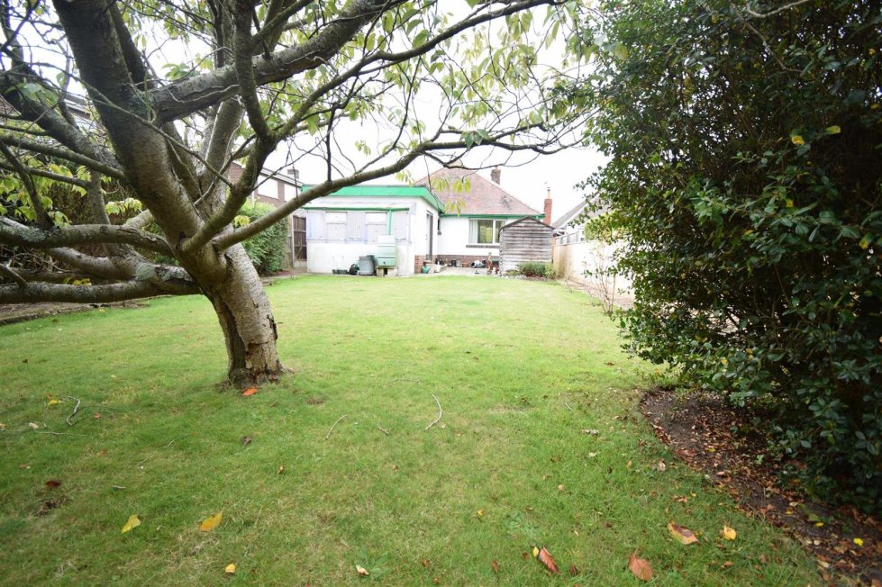 4 bedroom property for sale in Uppleby Road, Parkstone, Poole Guide