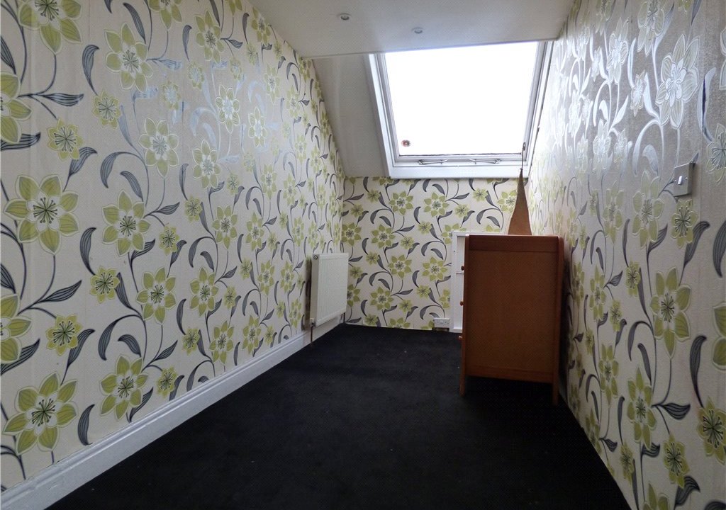 2 bedroom property for sale in Staveley Road, Keighley, West Yorkshire