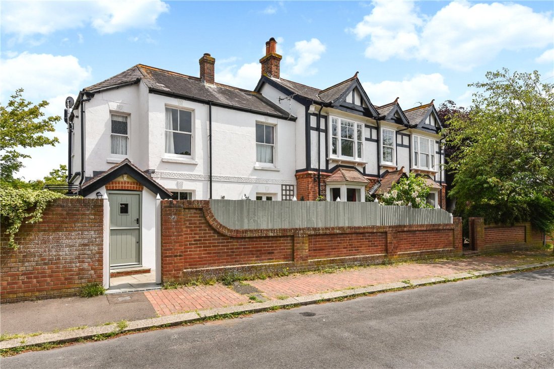 4 Bedroom Property For Sale In Northfield Road Worthing Bn13