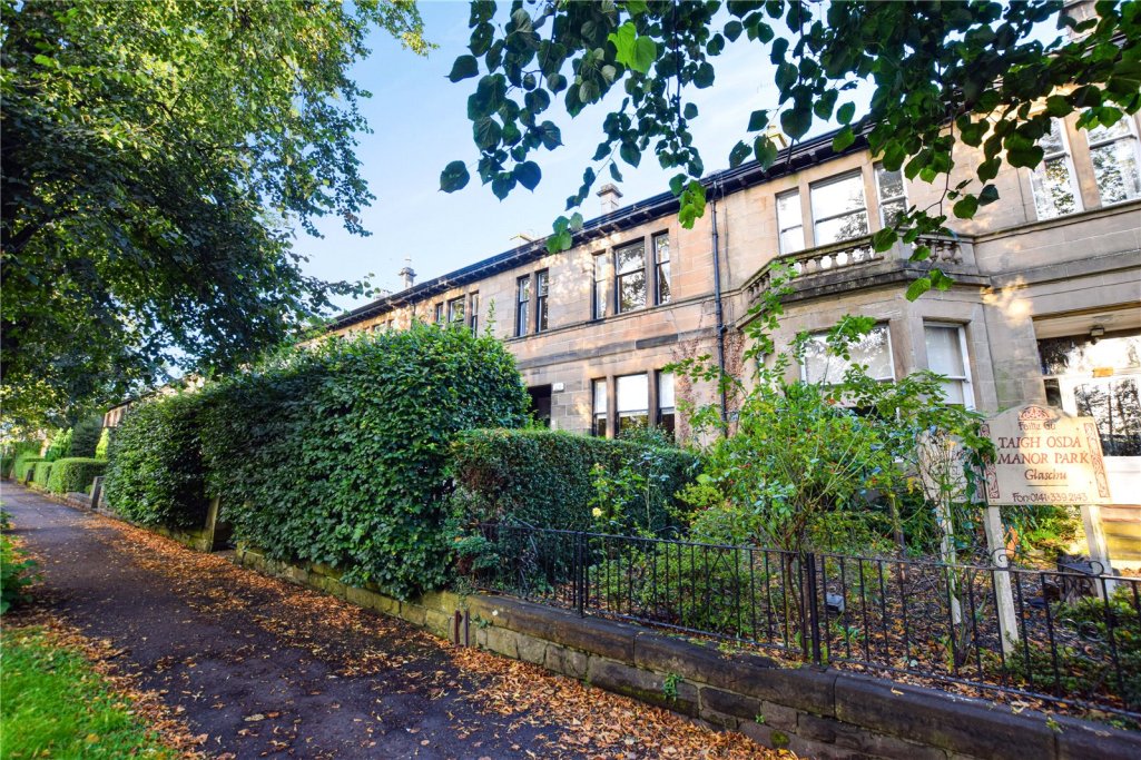 3 bedroom apartment for sale in Balshagray Drive, Broomhill, Glasgow