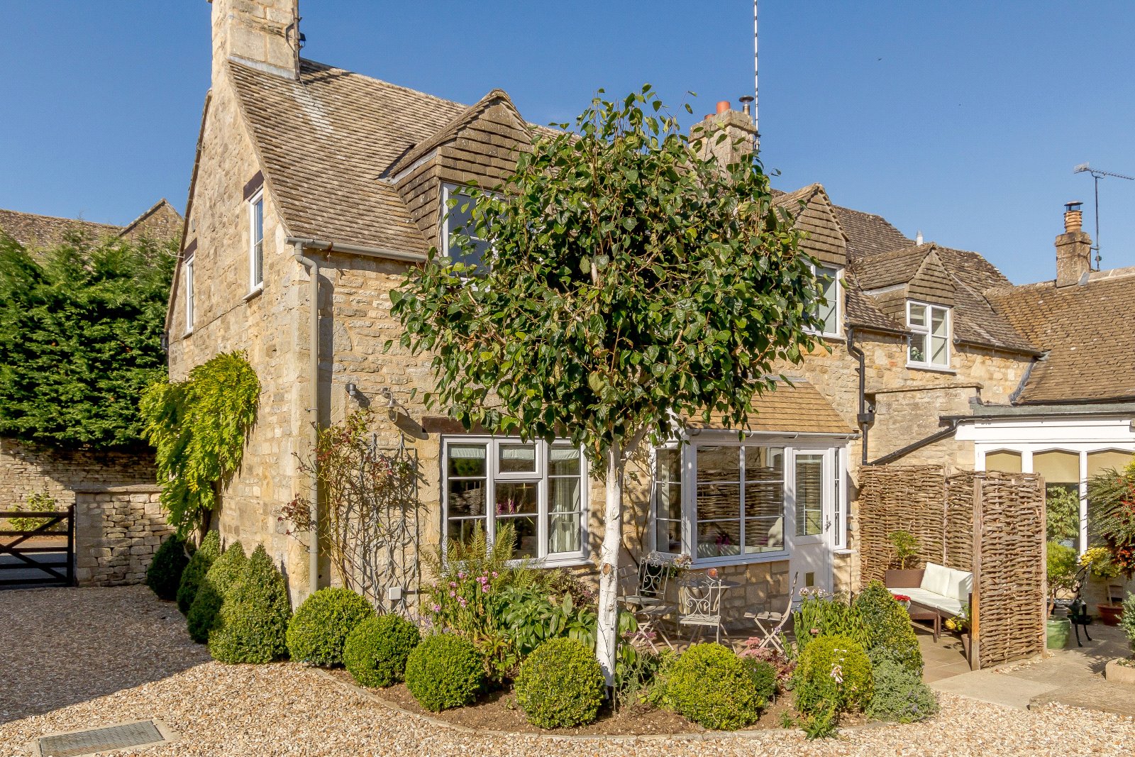 JacksonStops 2 bedroom property for sale in Mill End, Northleach