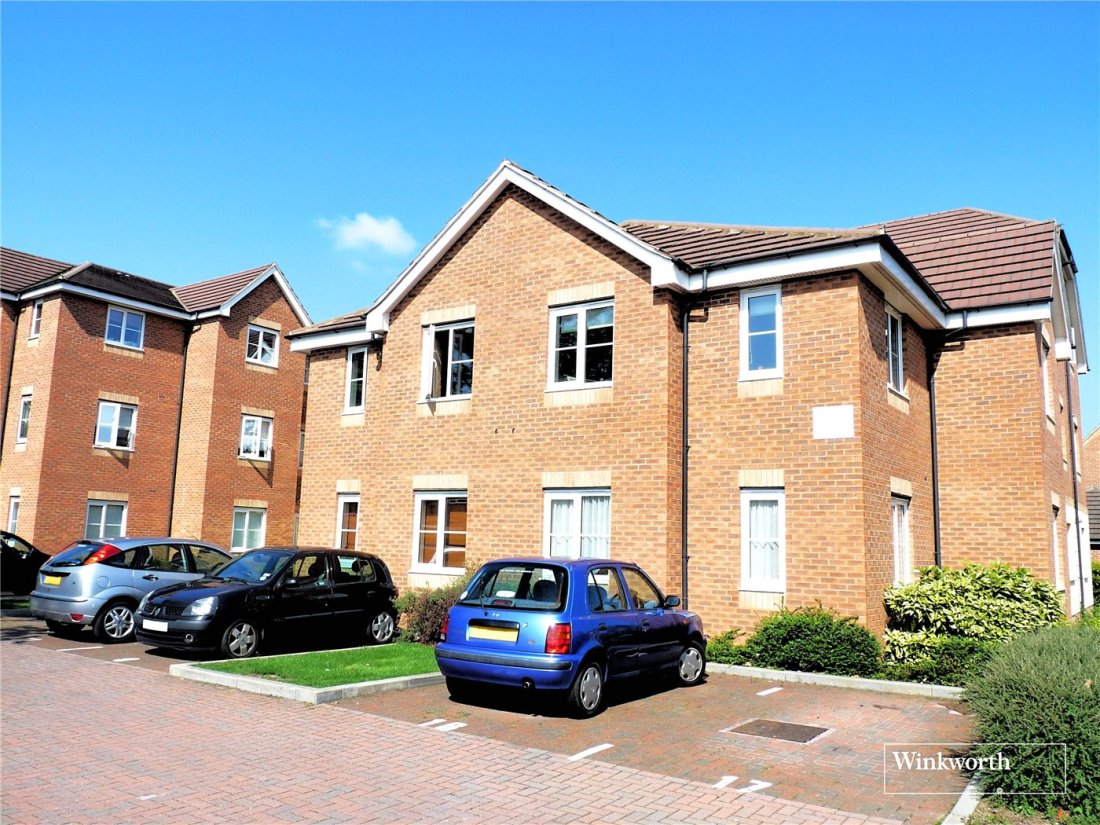 2 bedroom property to rent in Downing Court, Bennington Drive