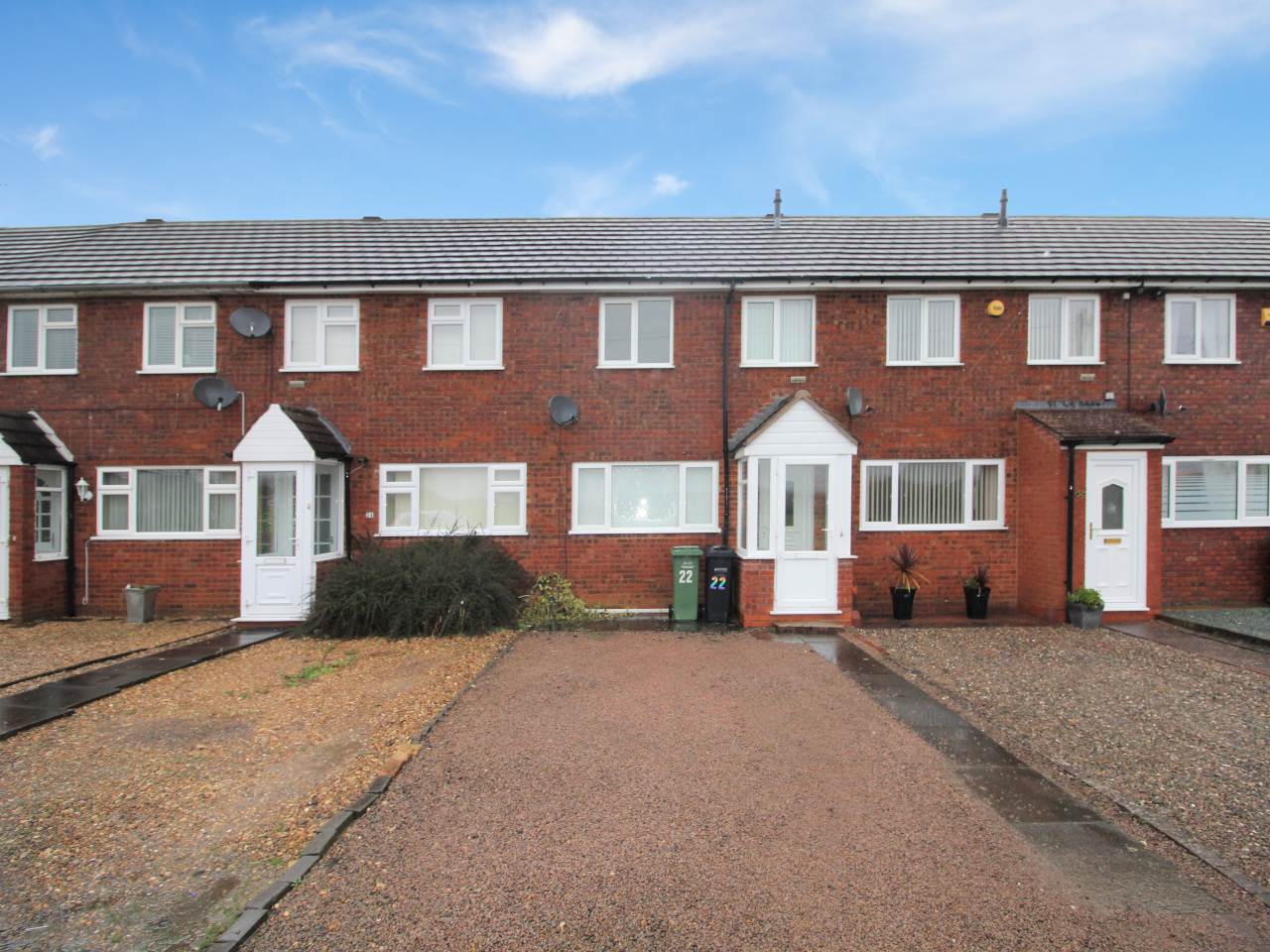 2 bedroom property to let in Mill Road, Hampton, Evesham £675 pcm