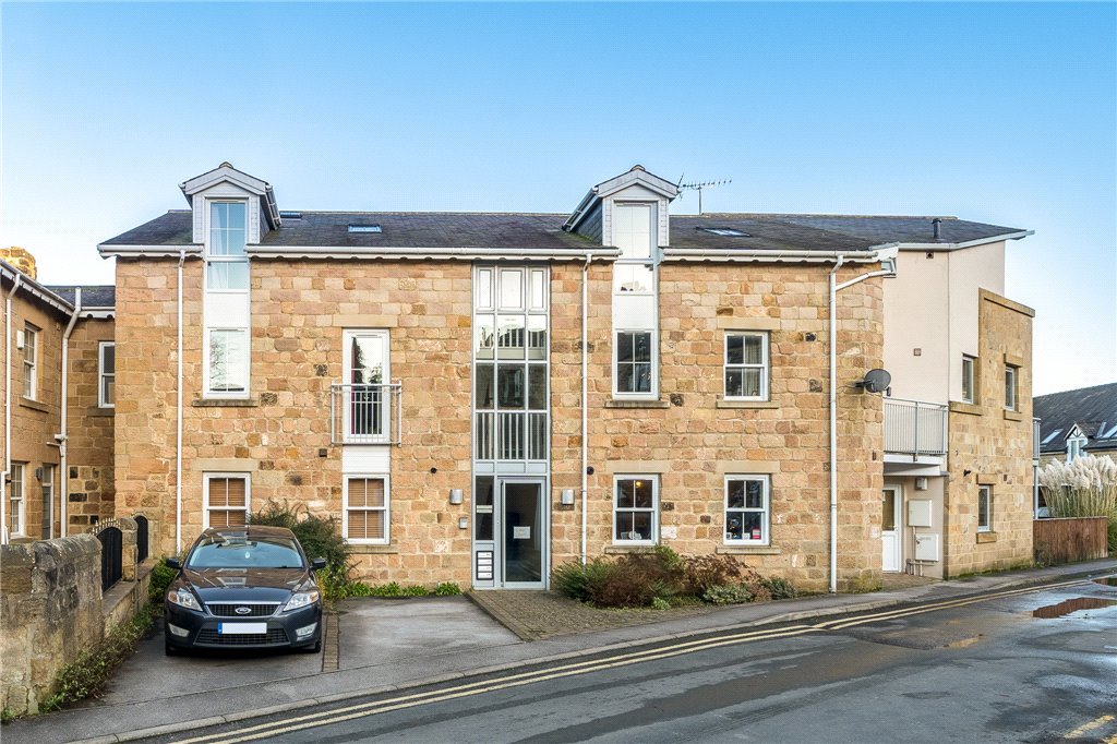 2 bedroom property to let in Eller Court, Roseville Avenue, Harrogate