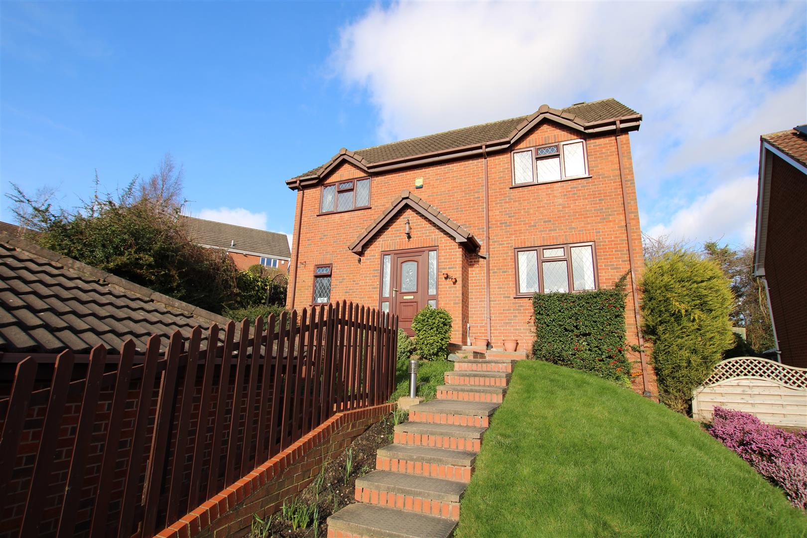 4 bedroom property for sale in Doveridge Road, Brizlincote Valley, BurtonOnTrent £259,950