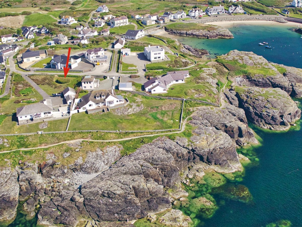 JacksonStops property for sale in Lon Penrhyn Garw, Ravenspoint Road