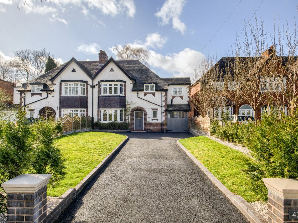 Andrew Grant 4 bedroom property for sale in Warwick Road, Solihull, West Midlands, B91 Guide