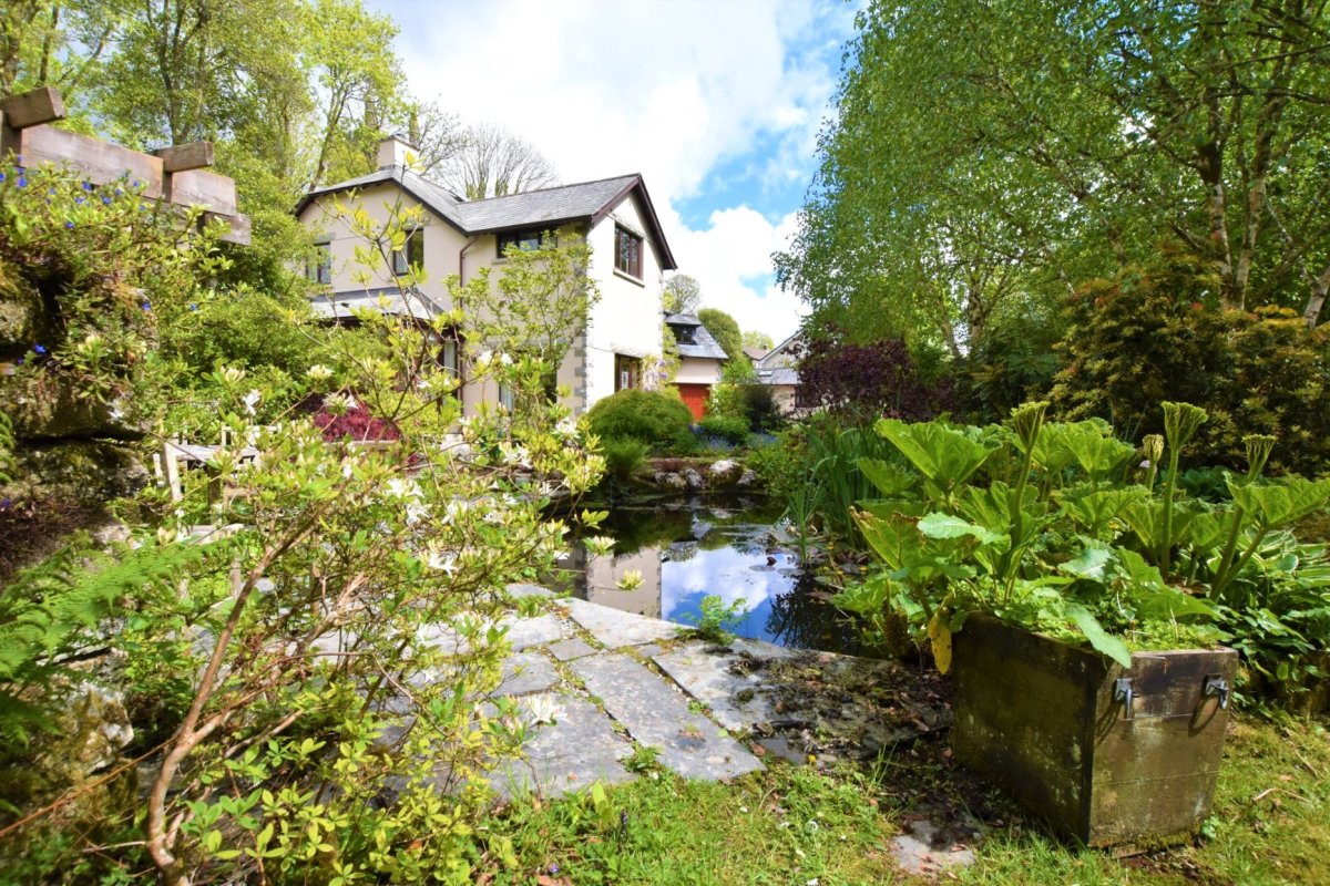 5 bedroom property for sale in Cardinham, Bodmin, Cornwall, PL30
