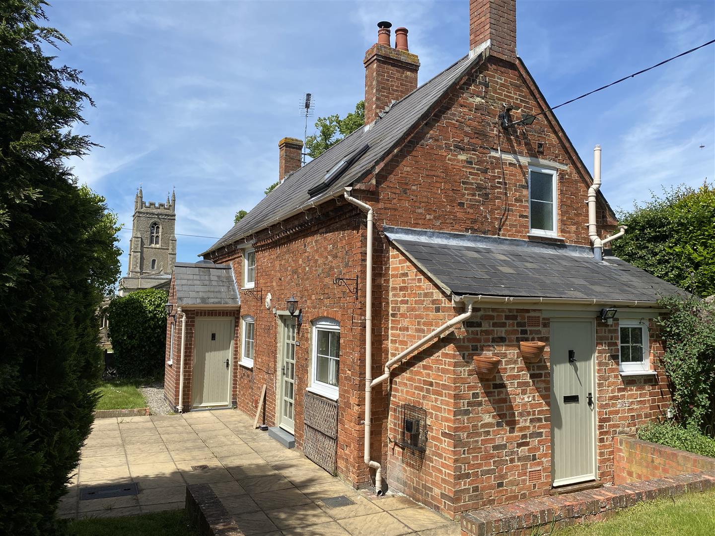 3 bedroom property for sale in Warkton, Kettering Guide price £295,000