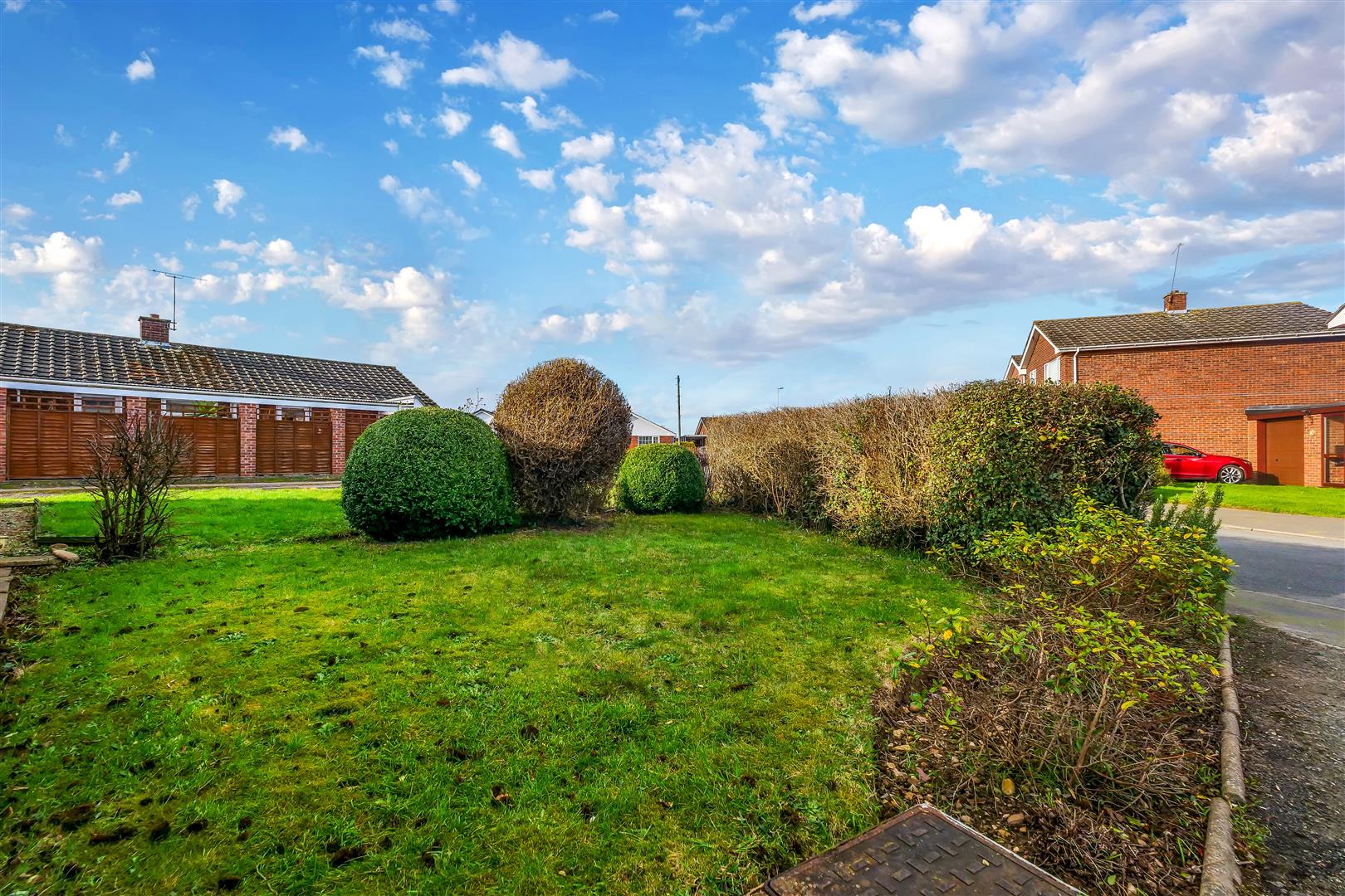 2 bedroom property to let in Cherry Tree Crescent, Salford Priors, WR11