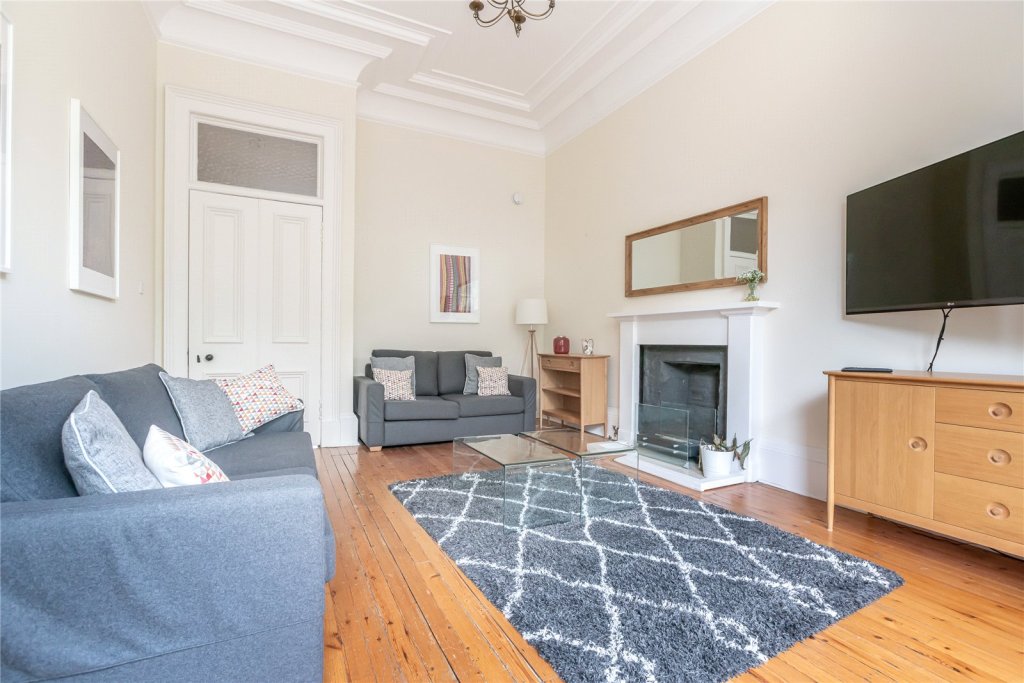 2 bedroom apartment to let in Douglas Crescent, Edinburgh, Midlothian