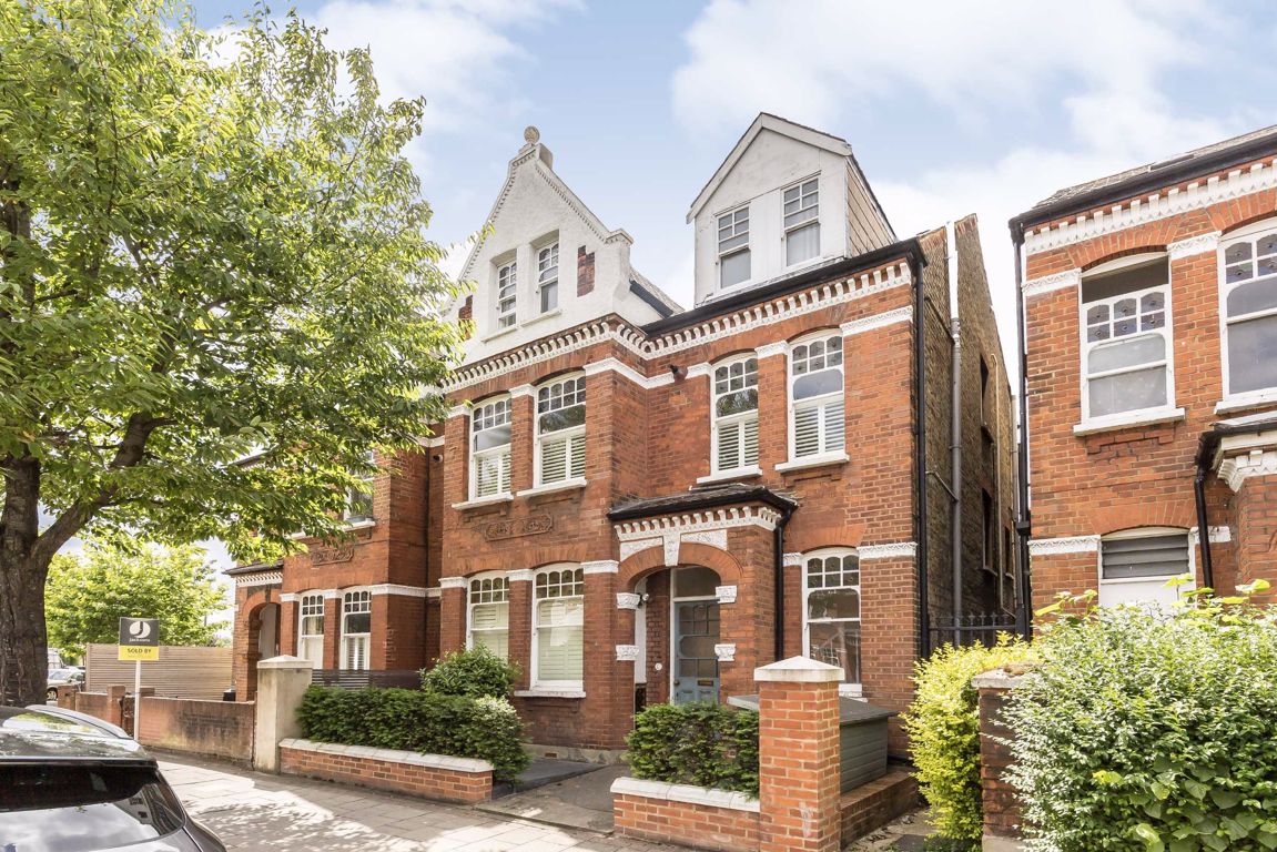 Jacksons 1 bedroom property for sale in Ritherdon Road, Balham £500,000