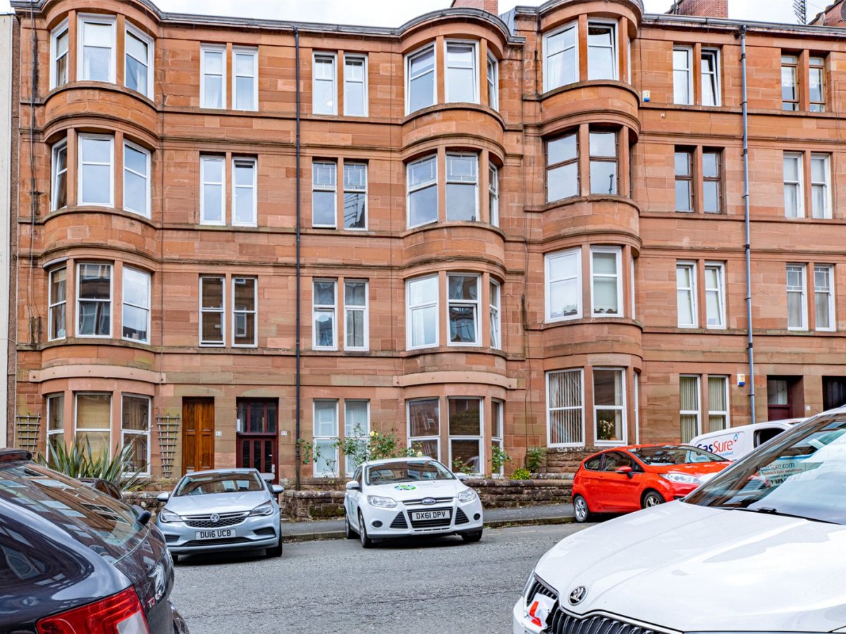 1 bedroom apartment for sale in Trefoil Avenue, Shawlands, Glasgow, G41