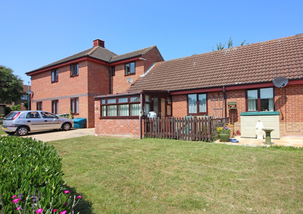1 bedroom property for sale in Waterfield Meadows, North Walsham £115,000