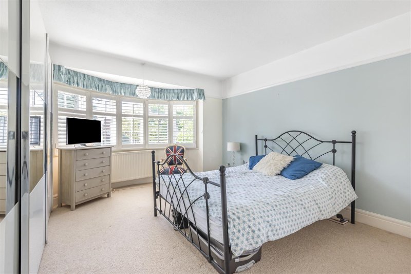 5 bedroom property for sale in Windlesham Gardens, ShorehamBySea