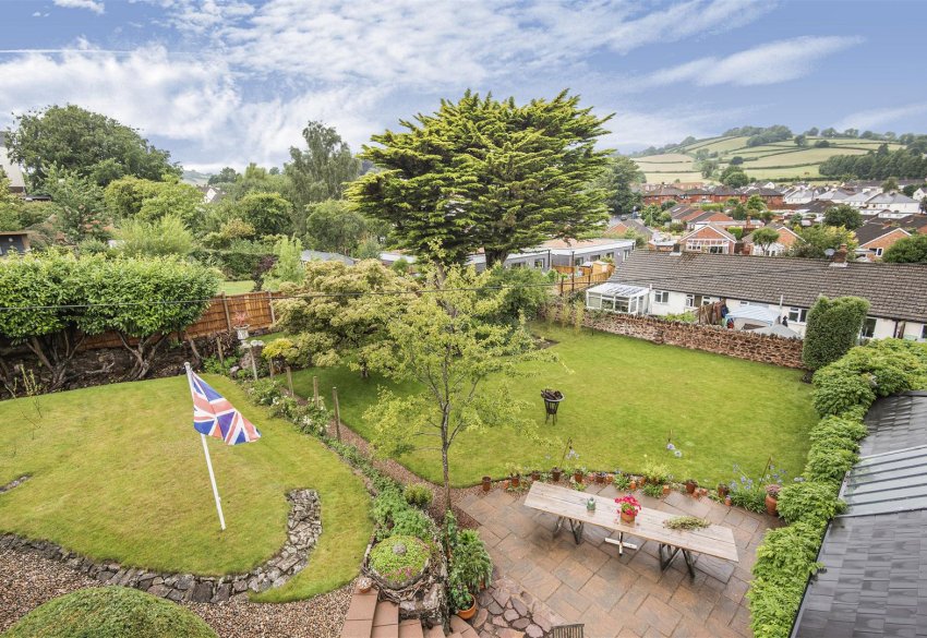 Stags 5 bedroom property for sale in Golden Hill, Taunton