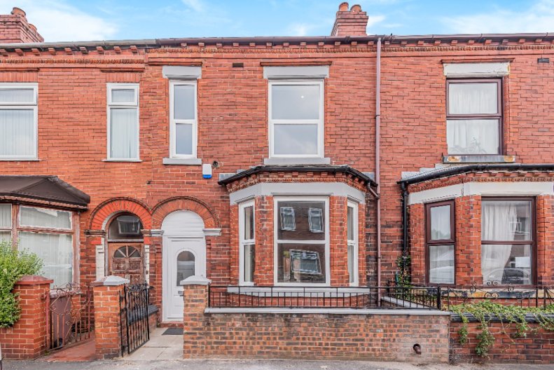 3 bedroom house terraced for sale in Haydock Street, Newtonle