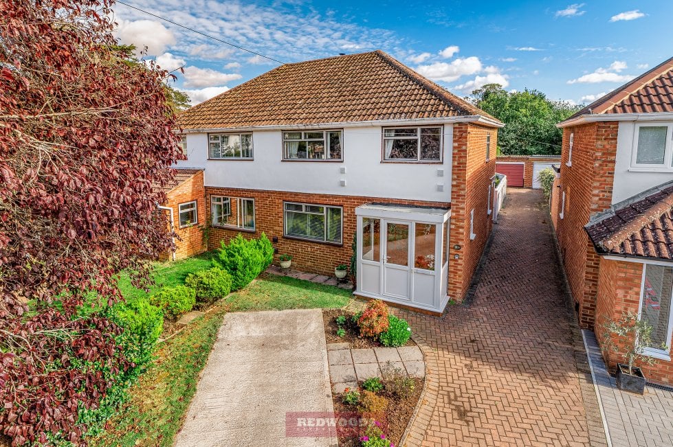 3 bedroom property for sale in Old Windsor Guide price £460,000