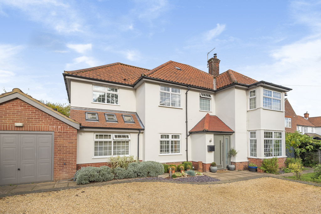 5 bedroom property for sale in Eaton Road, Norwich NR4 Guide price £