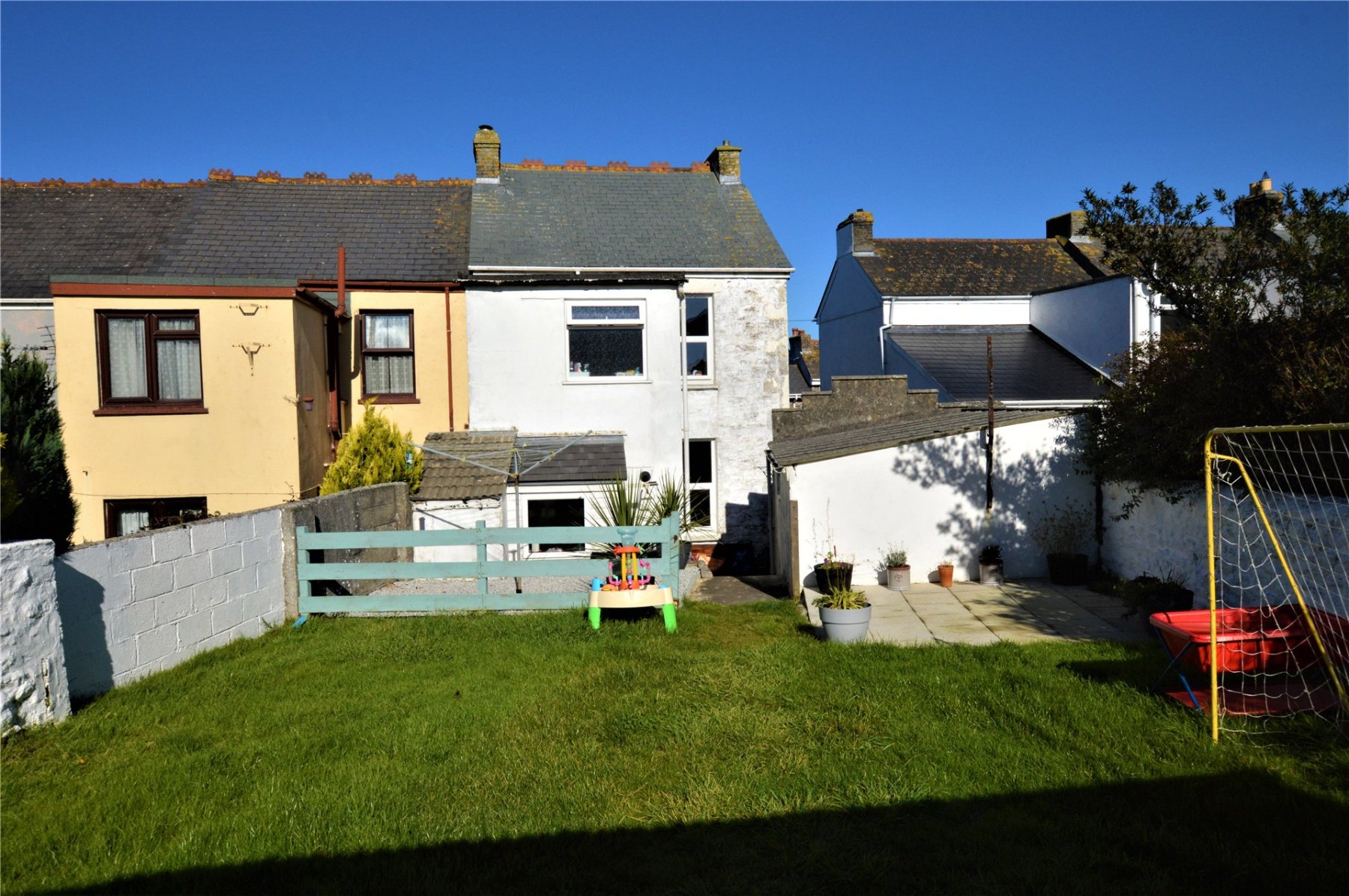 3 bedroom property for sale in Sidney Terrace, Redruth, TR15 Guide