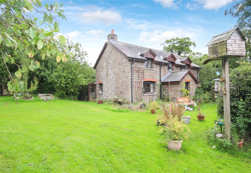 3 bedroom property for sale in Hay Road, Talgarth, Brecon, LD3 Guide