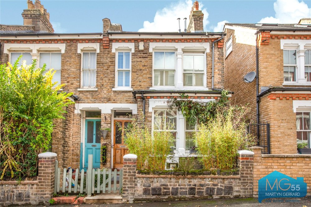 3 bedroom property for sale in Boyton Road, Hornsey, London, N8