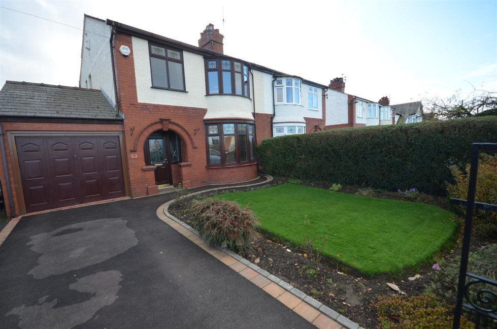 3 bedroom property for sale in St. Helens Road, Eccleston Park, Prescot
