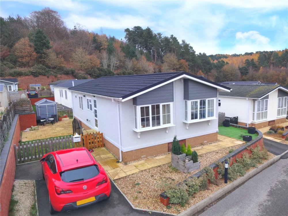 2 bedroom property for sale in The Ridge, Hollins Park, Quatford