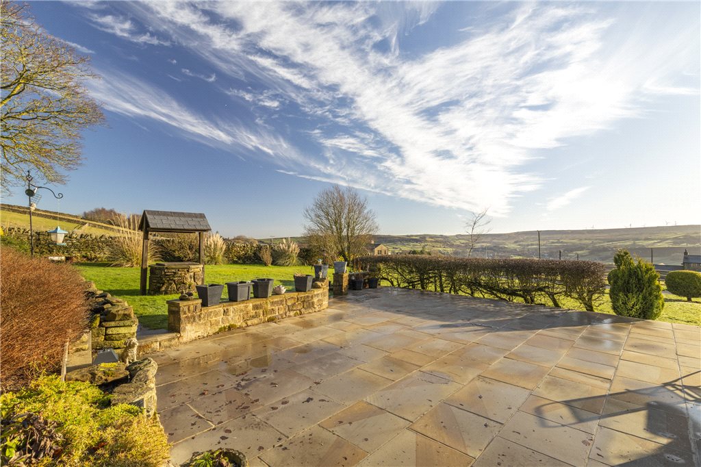 4 bedroom property for sale in Upper Marsh Lane, Oxenhope, Keighley