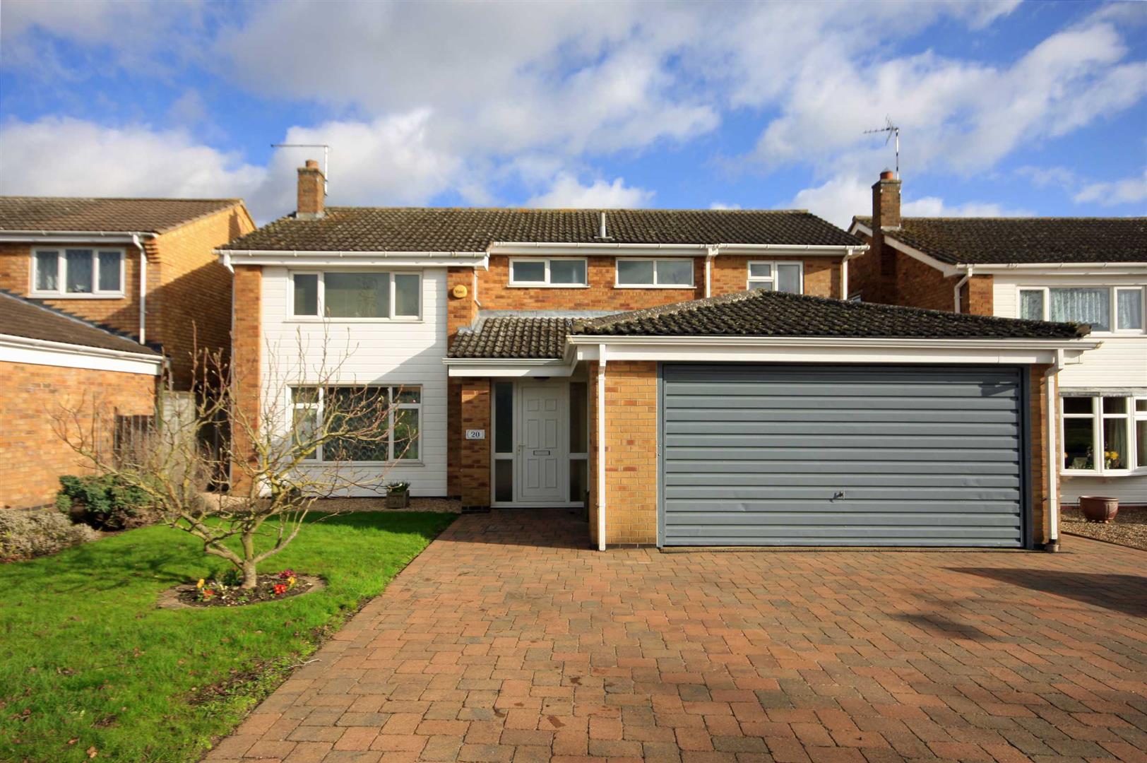 5 bedroom property for sale in Glebe Way, Oakham Guide price £385,000