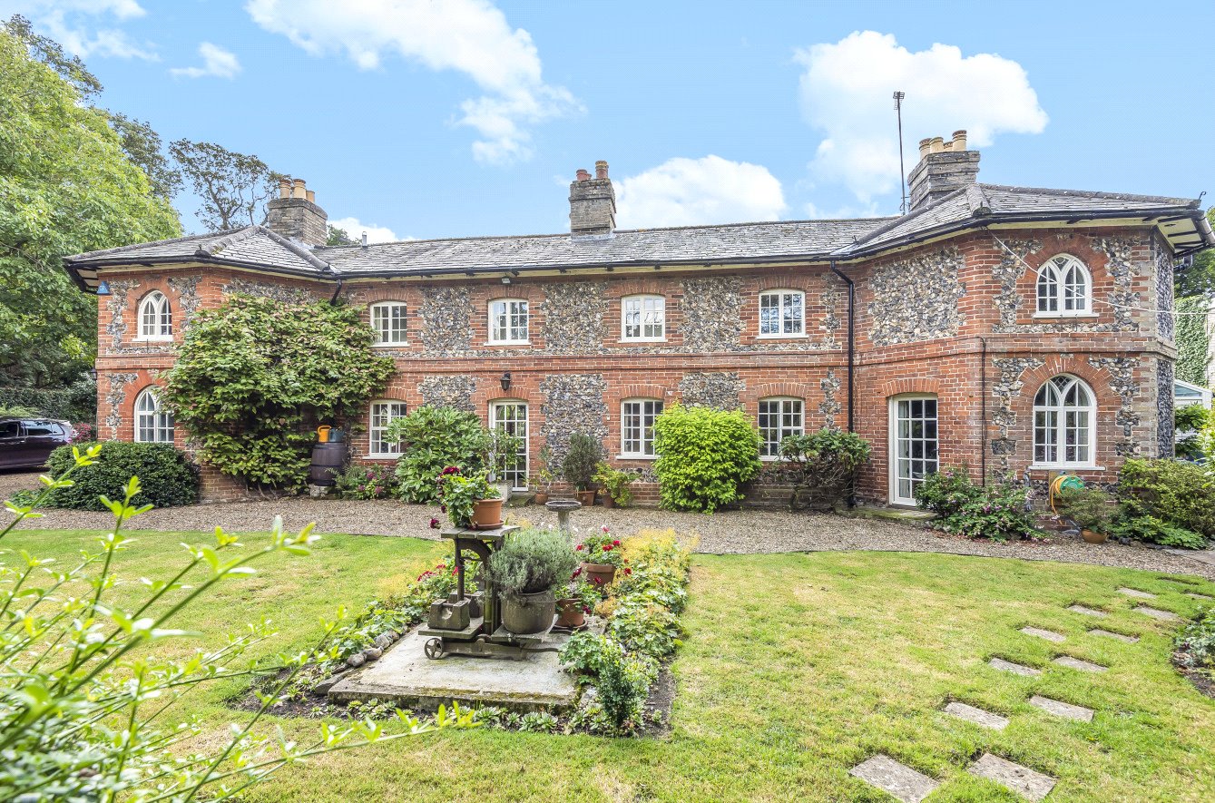 JacksonStops 5 bedroom property for sale in The Drift, Fornham St
