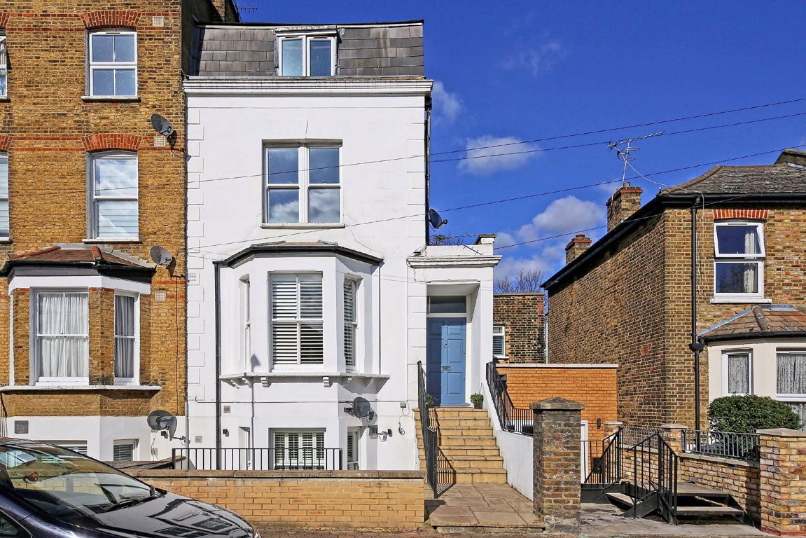 Jacksons 2 bedroom property for sale in Byrne Road, Balham £630,000