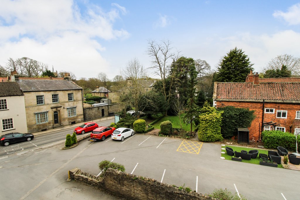 1 bedroom property for sale in Vale Court, Knaresborough, HG5 £94,950