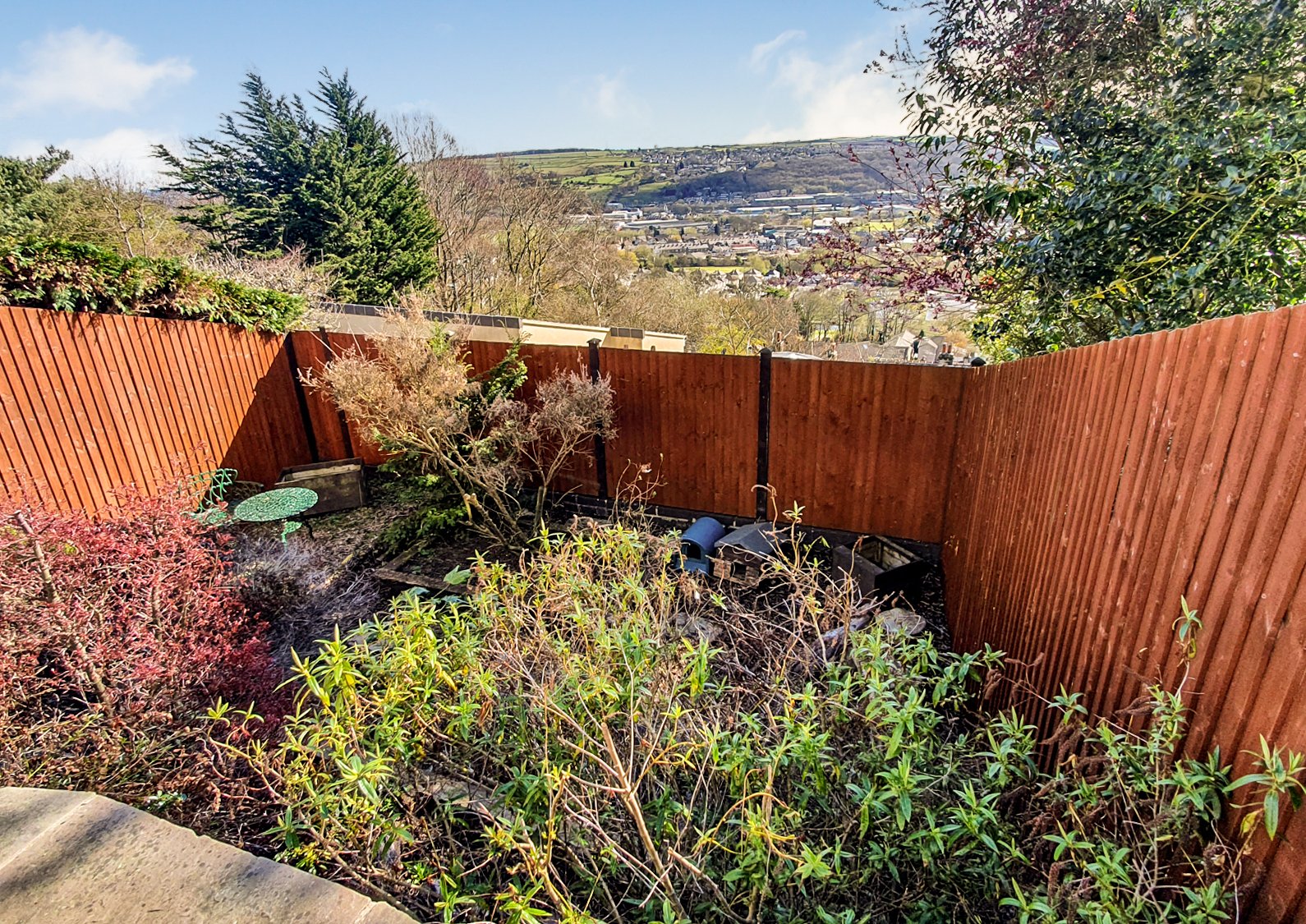 3 bedroom property for sale in Western Avenue, Riddlesden, Keighley