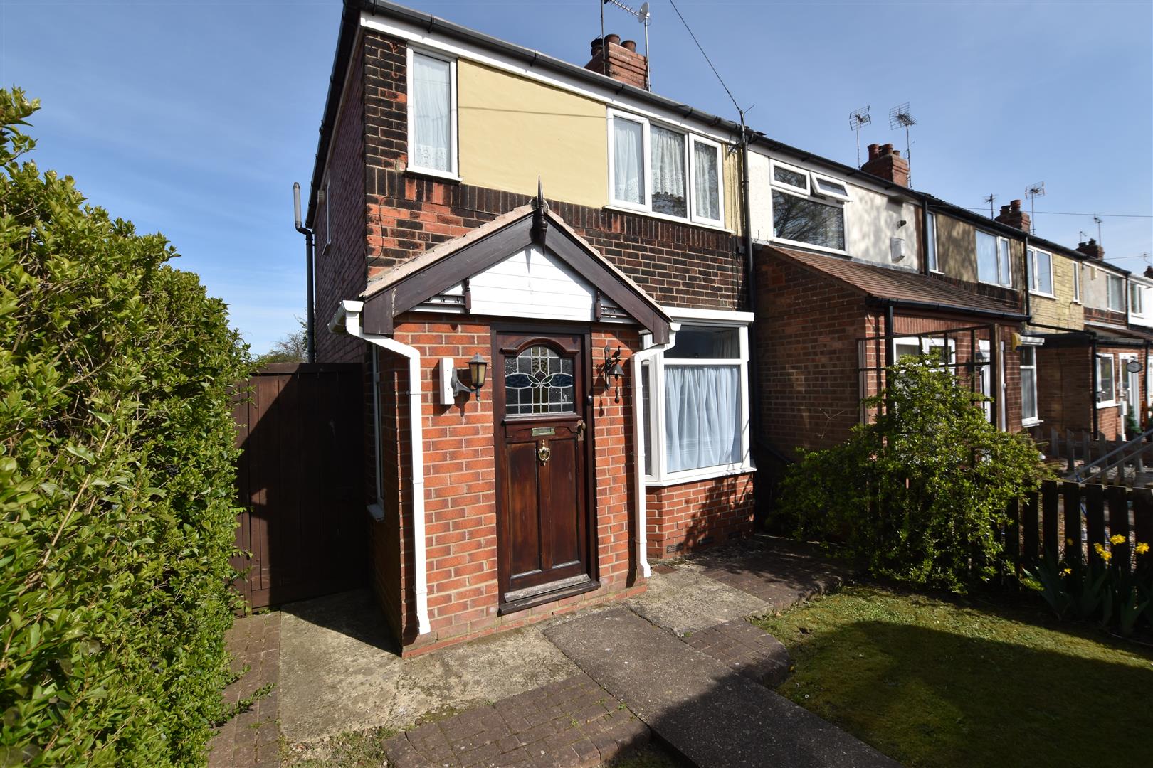 2 bedroom property for sale in National Avenue, Hull £105,000