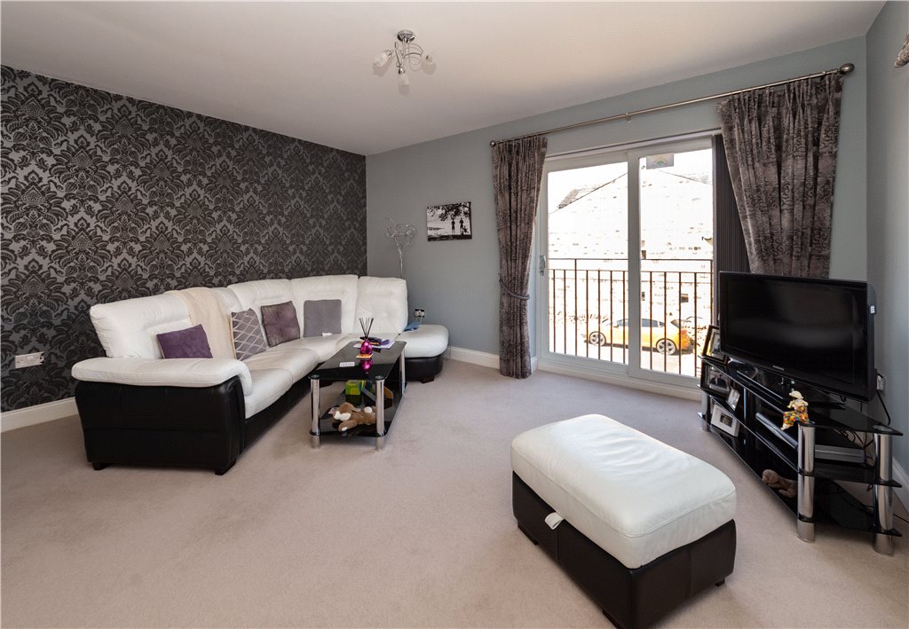 3 bedroom property for sale in Stockbridge Wharf, Riddlesden, Keighley