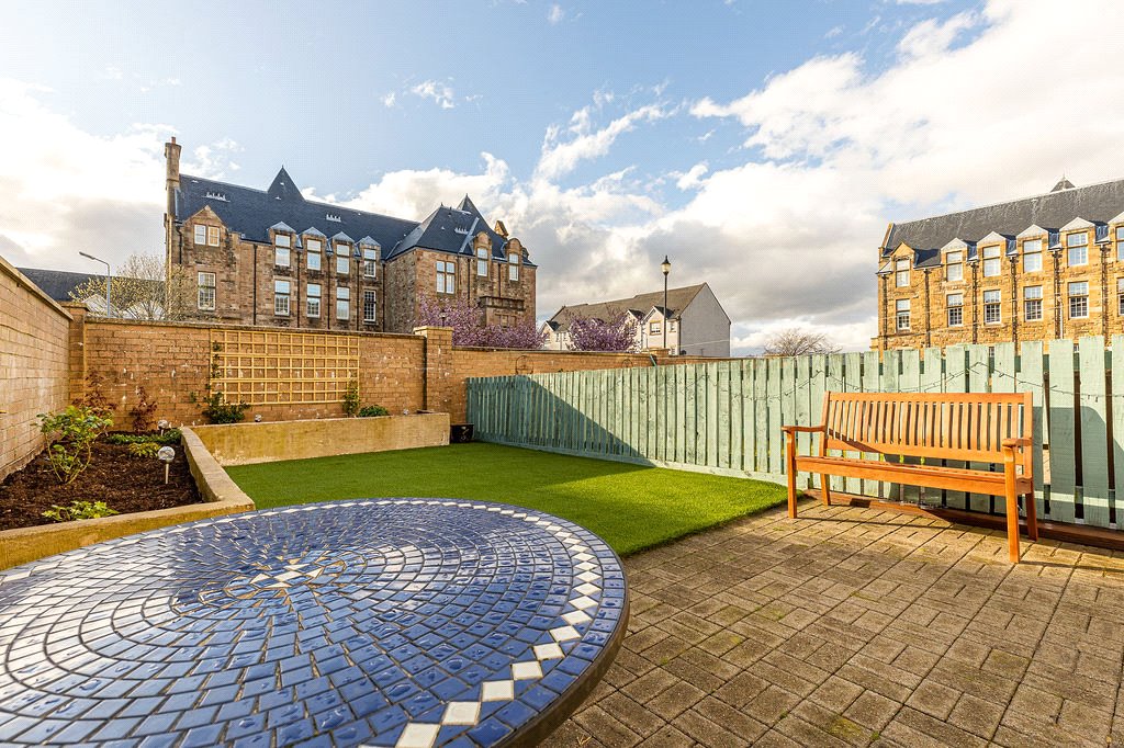 3 bedroom house for sale in Parklands Oval, Crookston, Glasgow, G53